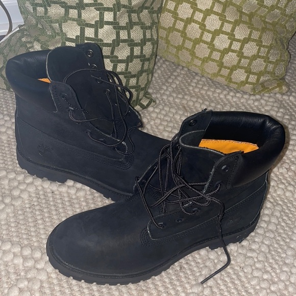 Timberland Shoes - SOLD‼️ Timberland Women’s 🔥flash sale 🔥